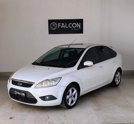 FORD FOCUS 1.6 GL 16V FLEX 4P MANUAL FORD FOCUS 1.6 GL 16V FLEX 4P MANUAL